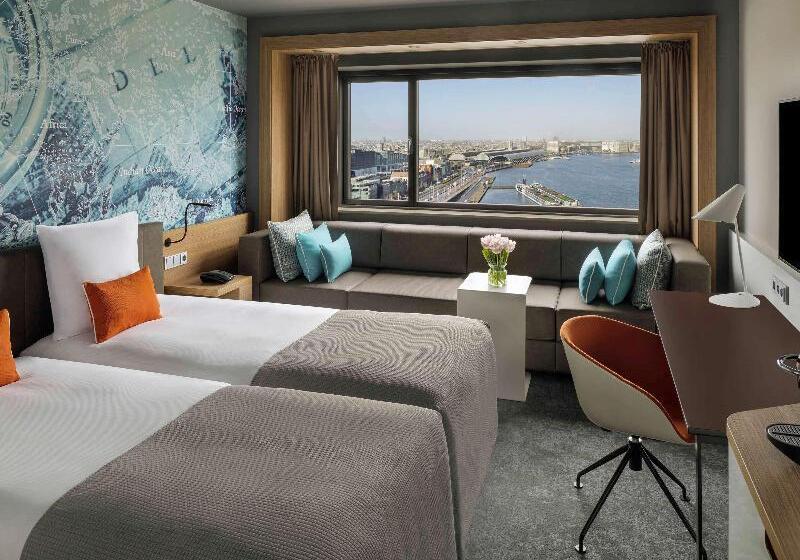 Superior Room, Mövenpick Hotel Amsterdam City Centre