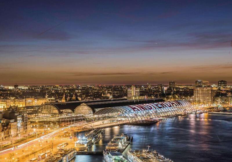 Номер Superior с Видом, Mövenpick Hotel Amsterdam City Centre