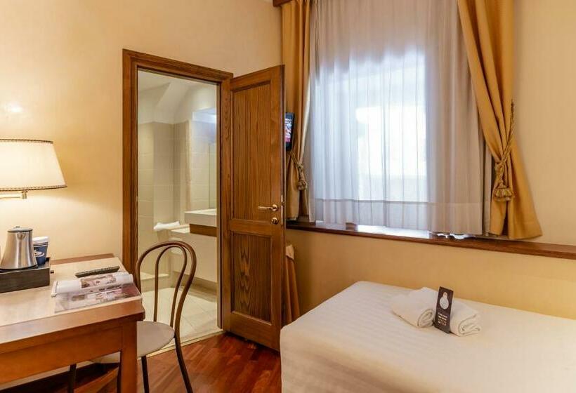 اتاق استاندارد یک نفره, B&b Hotel Firenze Pitti Palace Al Ponte Vecchio