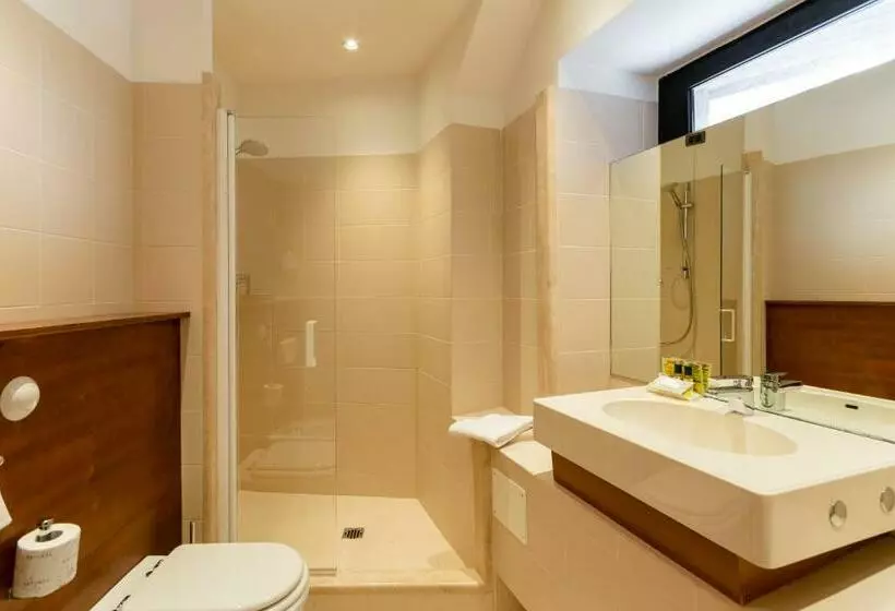 اتاق استاندارد با چشم‌انداز شهر, B&b Hotel Firenze Pitti Palace Al Ponte Vecchio
