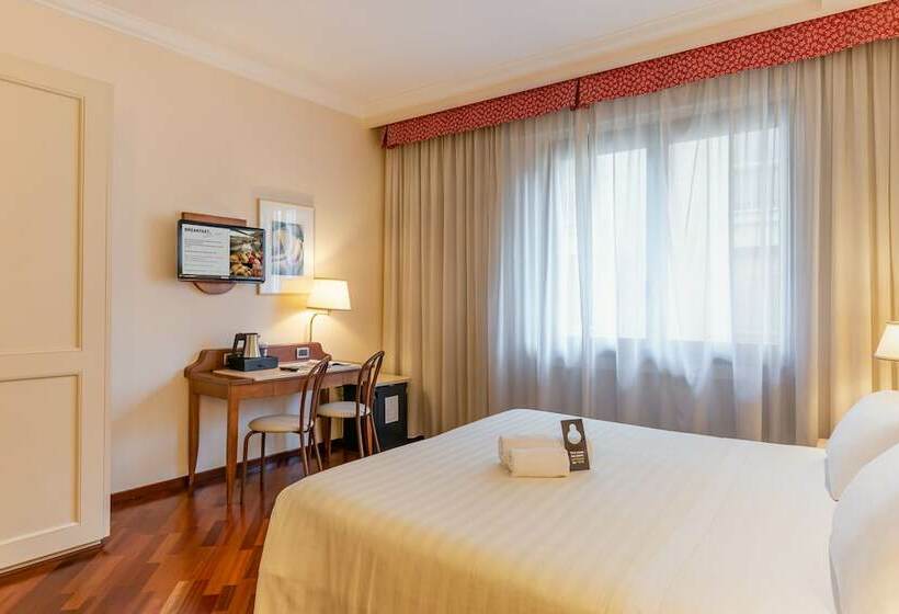 اتاق استاندارد سه نفره, B&b Hotel Firenze Pitti Palace Al Ponte Vecchio