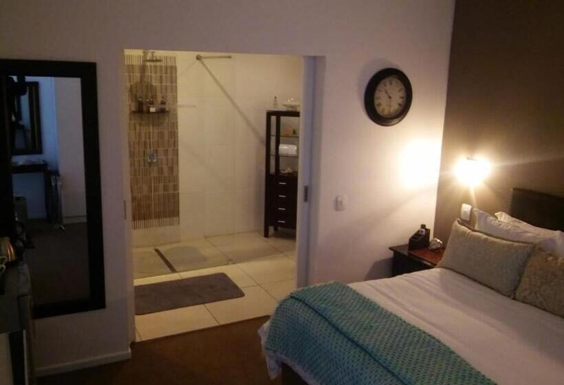 디럭스 룸 킹사이즈 침대, Point B Guest House  Sustainable Solar Energy