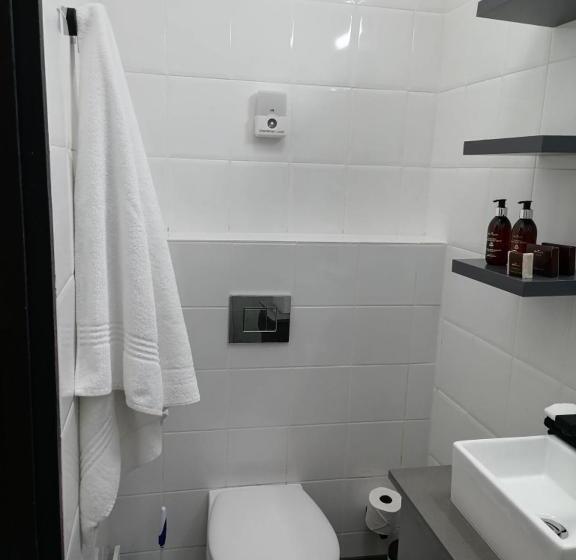 스탠다드 룸, Point B Guest House  Sustainable Solar Energy