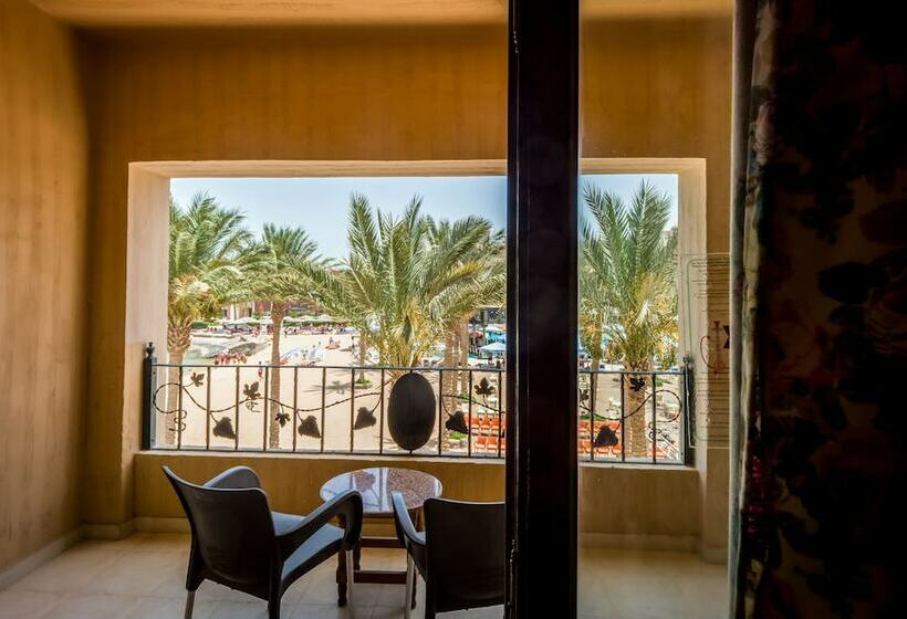 סוויטת ג'וניור נוף לים, Sunny Days El Palacio Resort & Spa