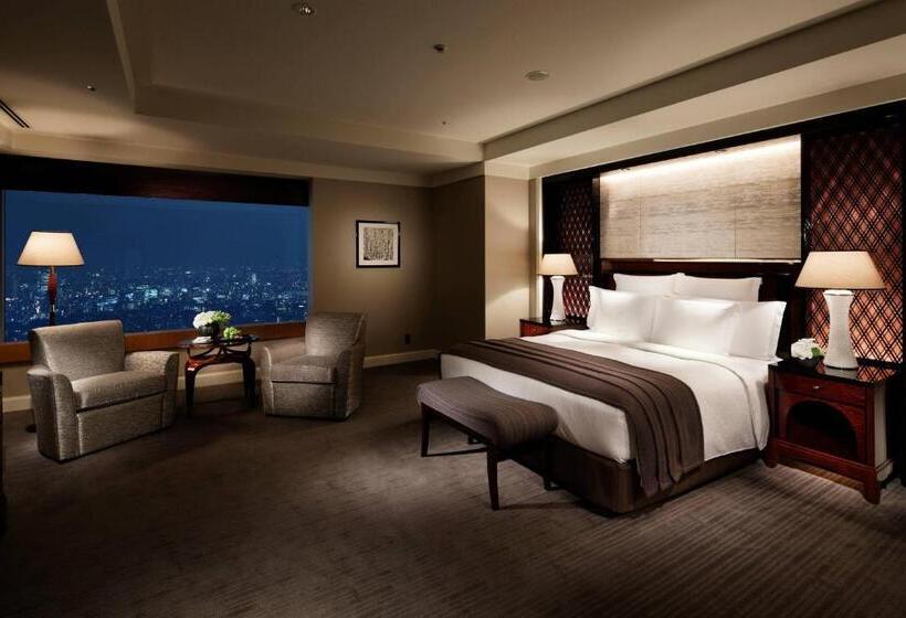 סוויטה, The Ritzcarlton, Tokyo