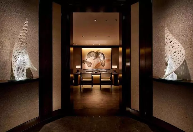 キングサイズベッドのクラブルーム, The Ritzcarlton, Tokyo