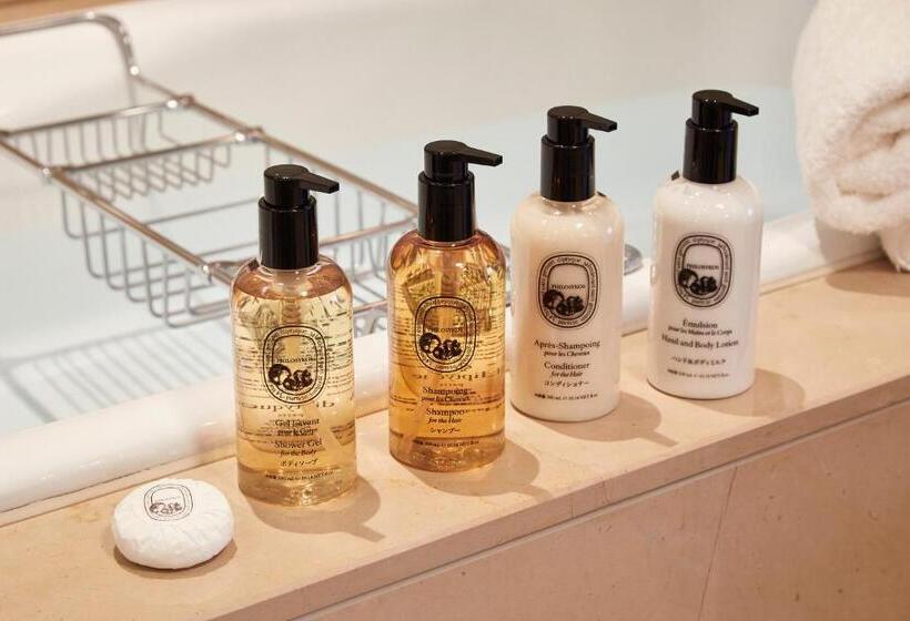 חדר קלאב עם מיטת קינג, The Ritzcarlton, Tokyo