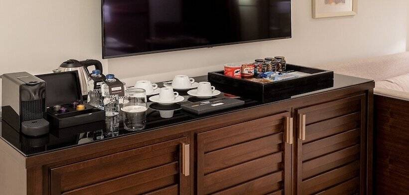 اتاق سوپریور با تخت بزرگ, The Stay Boulevard Nisantasi