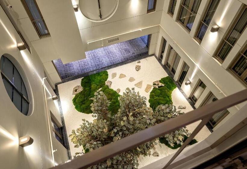 Superior Interior Room, The Stay Boulevard Nisantasi