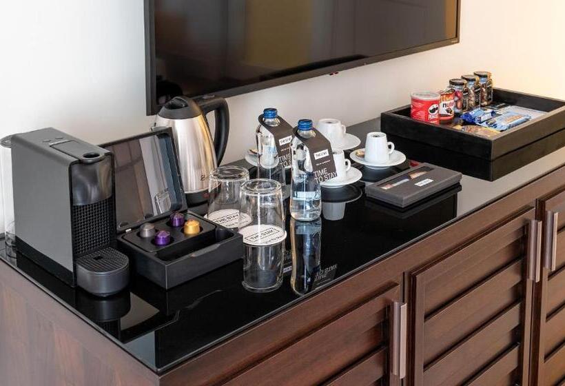 اتاق لوکس با تخت بزرگ, The Stay Boulevard Nisantasi