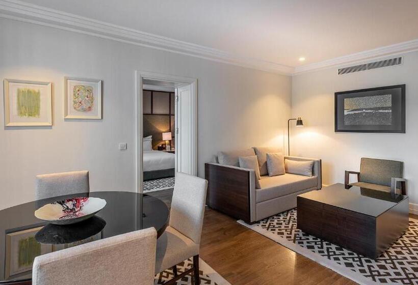 سوییت لوکس, The Stay Boulevard Nisantasi