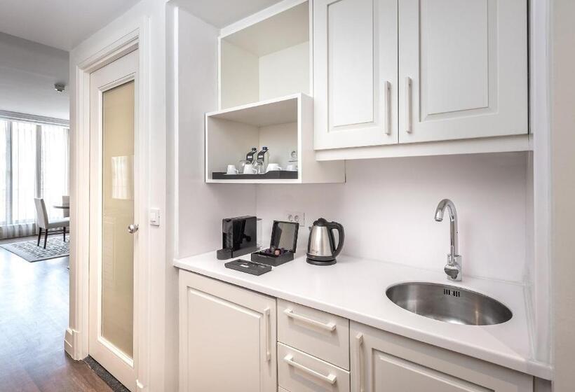 سوییت لوکس, The Stay Boulevard Nisantasi