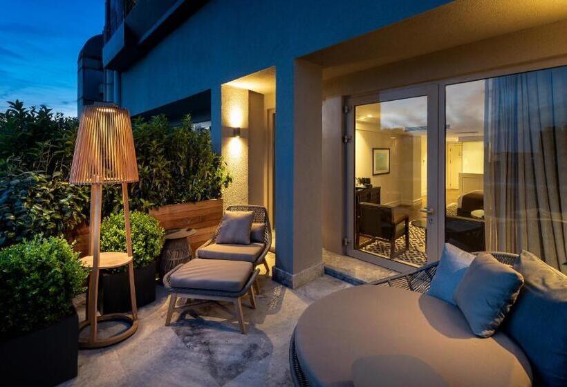 استودیو استاندارد با تراس, The Stay Boulevard Nisantasi