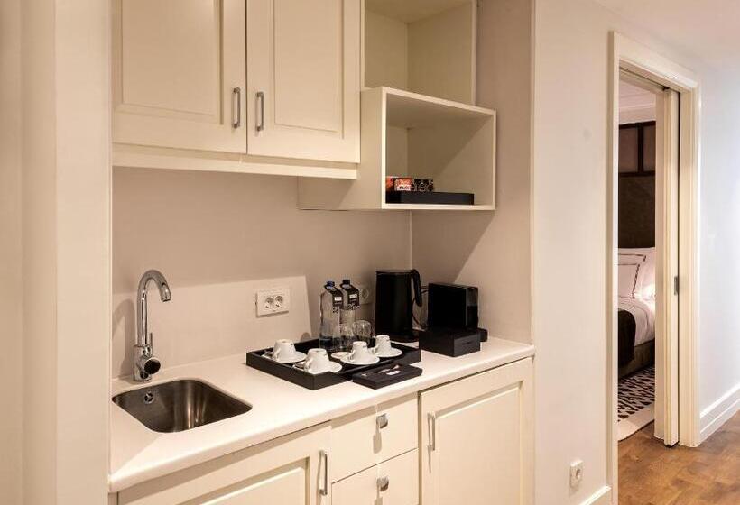 Suite with Terrace, The Stay Boulevard Nisantasi