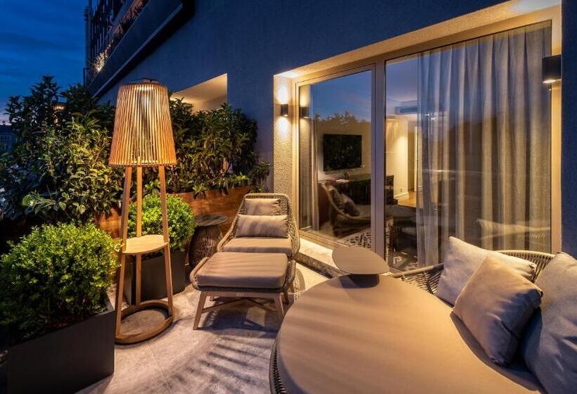 Suite with Terrace, The Stay Boulevard Nisantasi