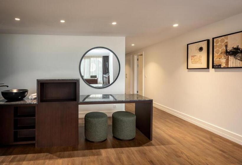 سوئیت 2 خوابه, The Stay Boulevard Nisantasi