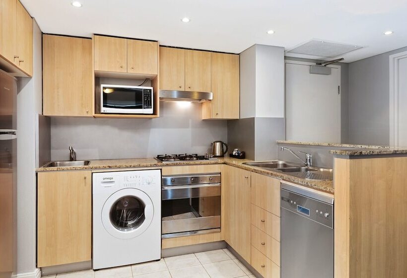 Апартаменты 2 Спальни, Mantra Sydney Central