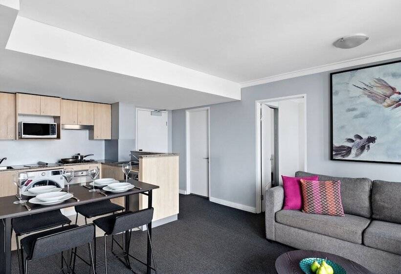 Апартаменты 2 Спальни, Mantra Sydney Central