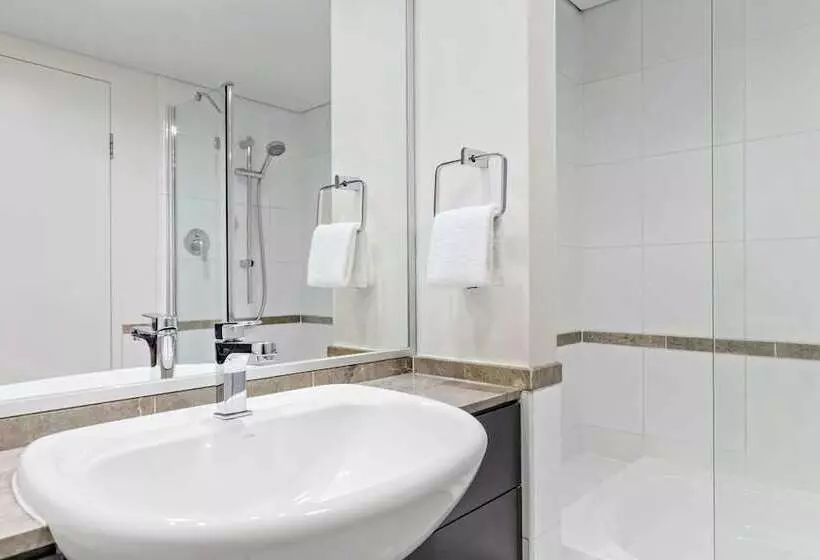 استودیو استاندارد با تخت کینگ, Mantra Sydney Central
