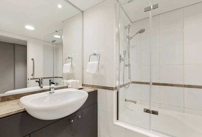 Апартаменты 2 Спальни, Mantra Sydney Central