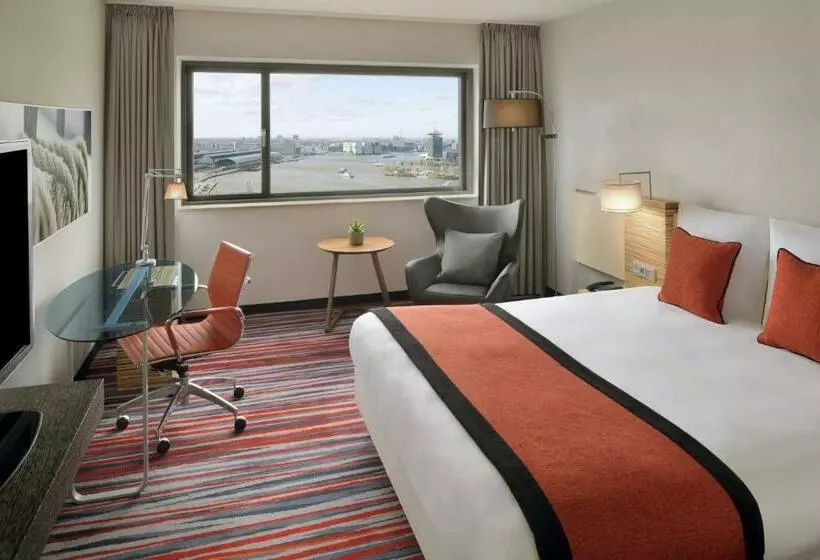 キングサイズベッドのクラシックルーム, Mövenpick Hotel Amsterdam City Centre