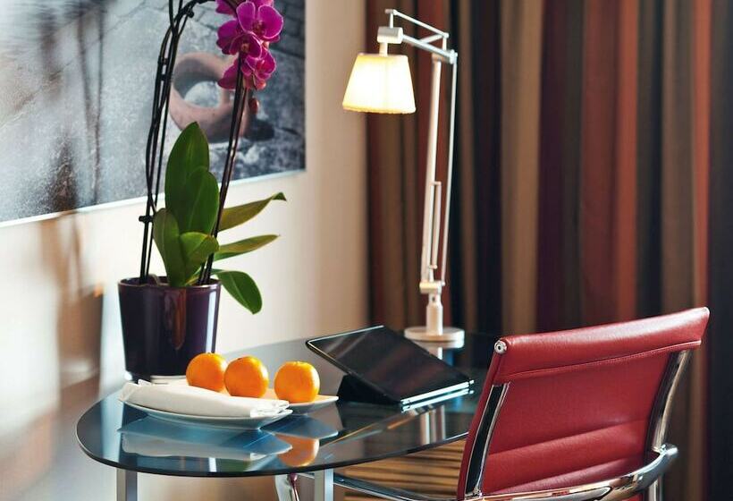 اتاق اجرایی, Mövenpick Hotel Amsterdam City Centre