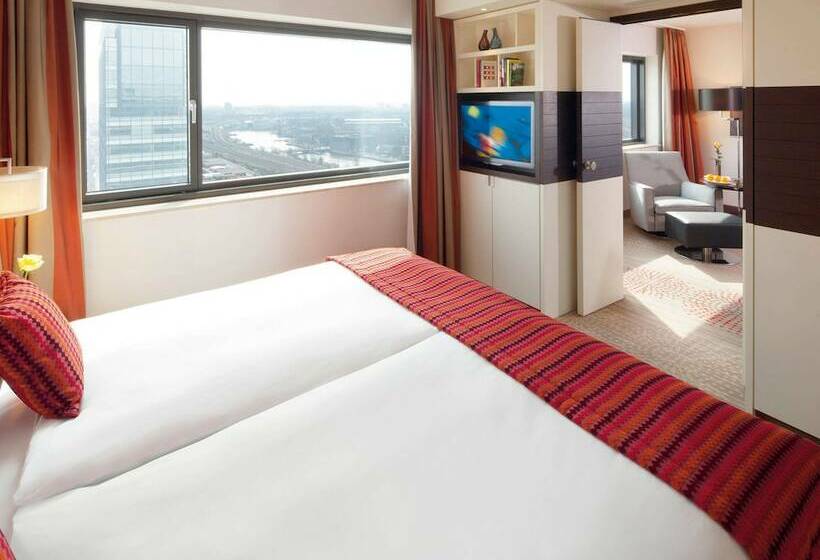 سوییت جونیور, Mövenpick Hotel Amsterdam City Centre