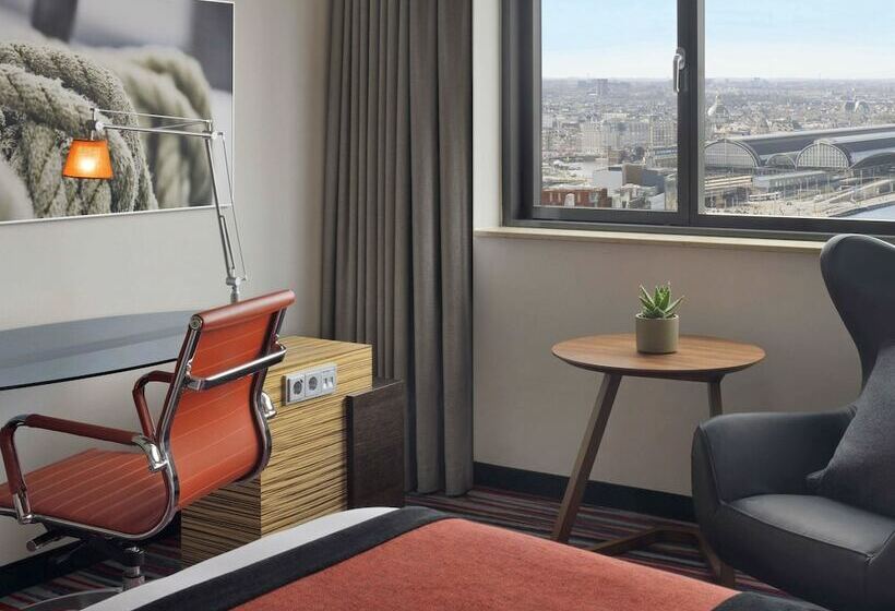 Классический Номер, Mövenpick Hotel Amsterdam City Centre
