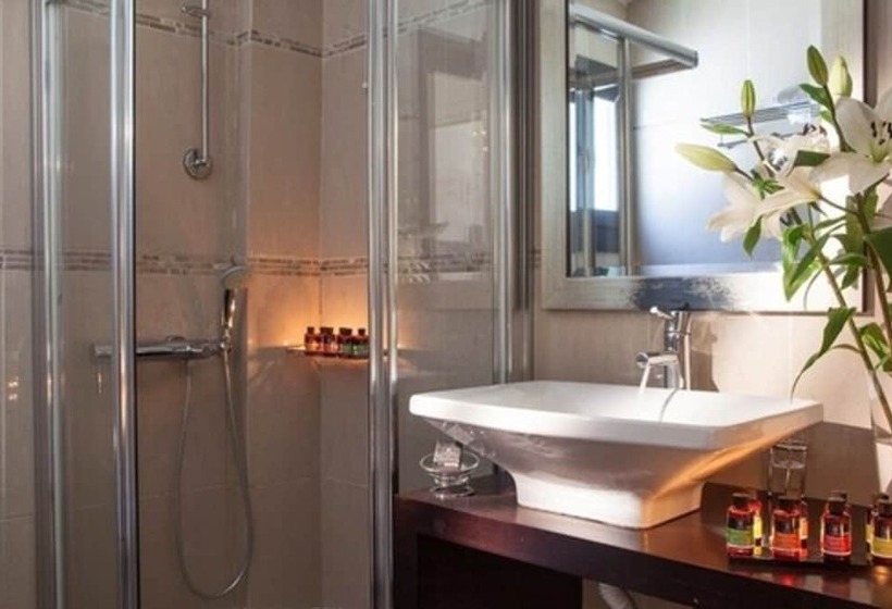 디럭스 스위트, Aegean Suites, Santikos Collection