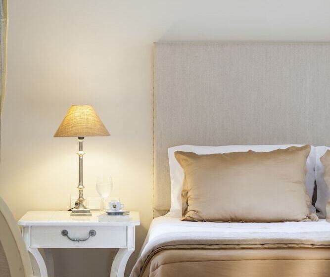 디럭스 스위트, Aegean Suites, Santikos Collection