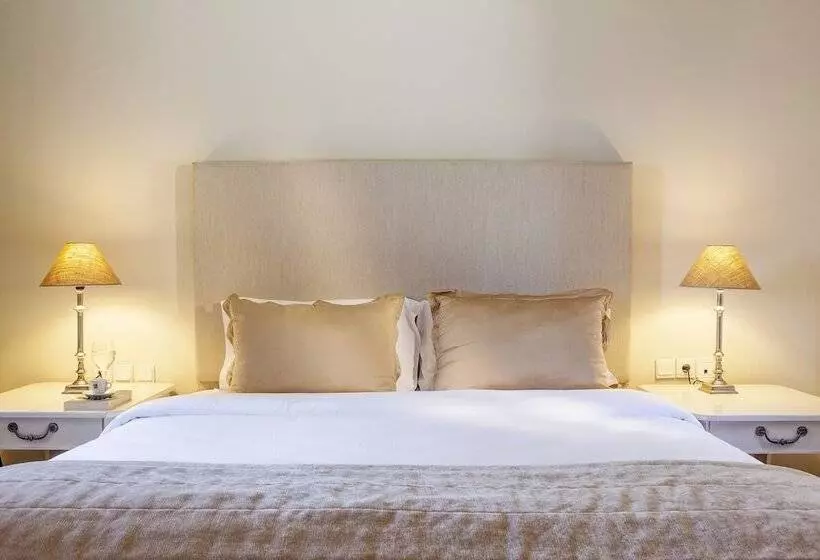 ジュニアスイート, Aegean Suites, Santikos Collection