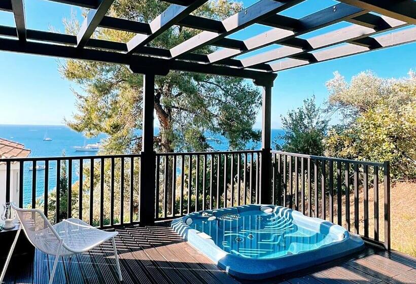 스위트, Aegean Suites, Santikos Collection