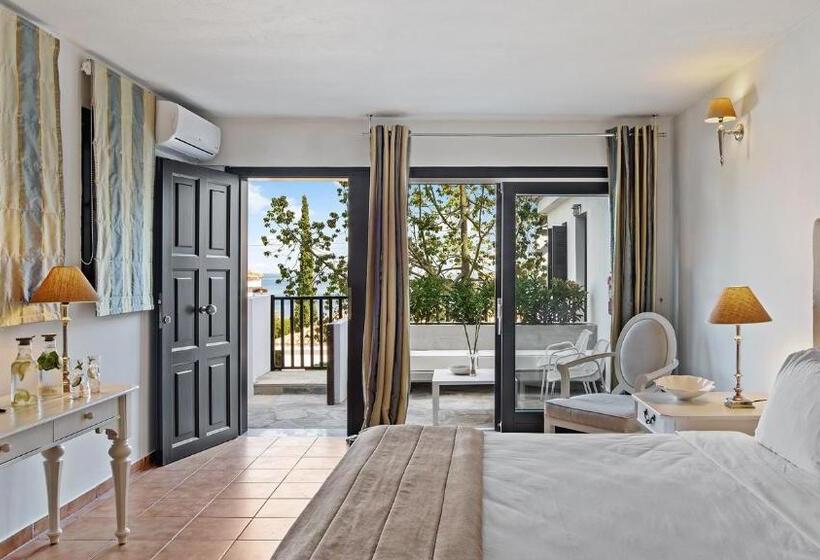 주니어 스위트, Aegean Suites, Santikos Collection