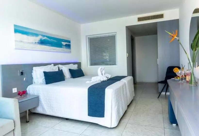 اتاق لوکس با چشم‌انداز دریا, Anonymous Beach Hotel   Adults Only