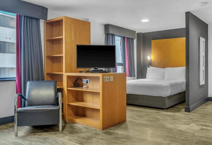 חדר סופריור, Roomzzz Leeds City West