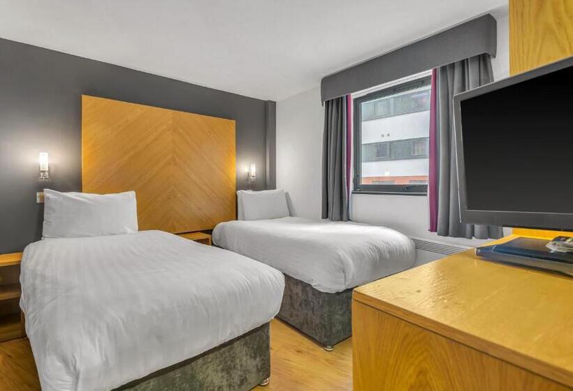 חדר סופריור, Roomzzz Leeds City West