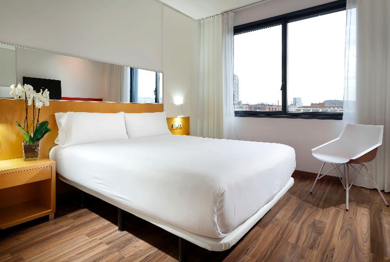 标准单人间, Apollo