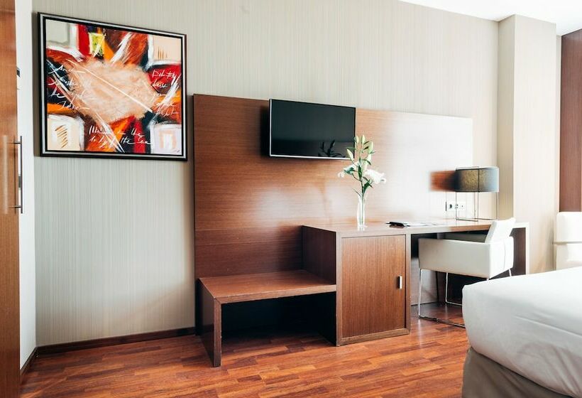Номер Стандарт Трехместный, Azz Valencia Congress Hotel & Spa