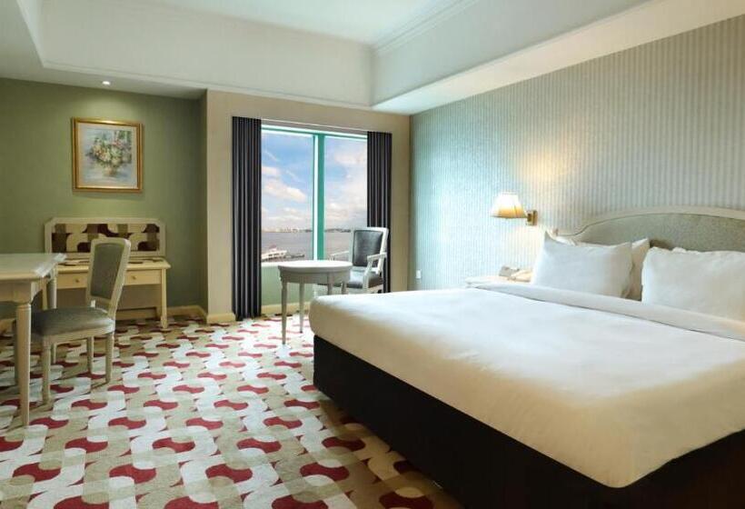 Номер Deluxe Вид на Море, Berjaya Waterfront