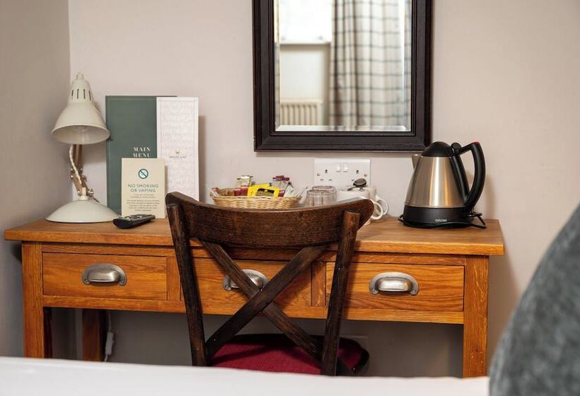 غرفة قياسية, Cedars Inn By Greene King Inns