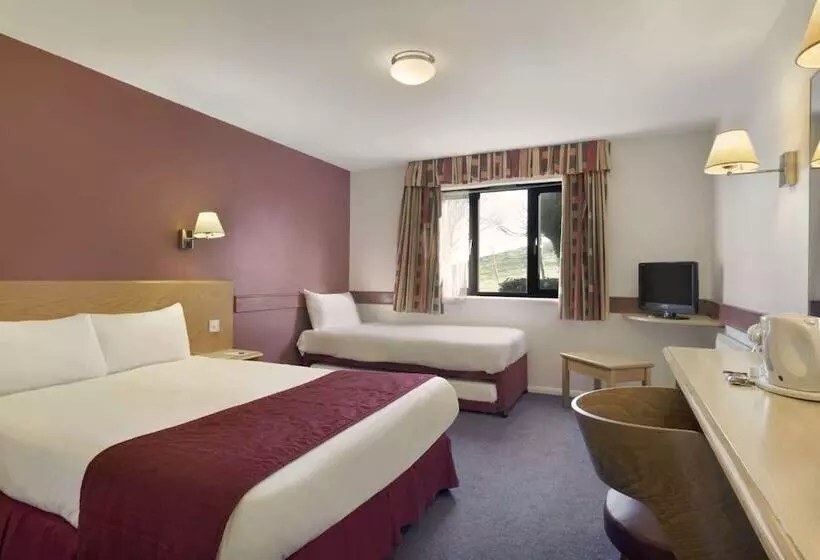 スタンダードルーム, Days Inn Hotel Membury