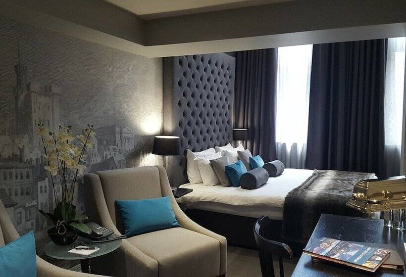 小型套房, Grey Street