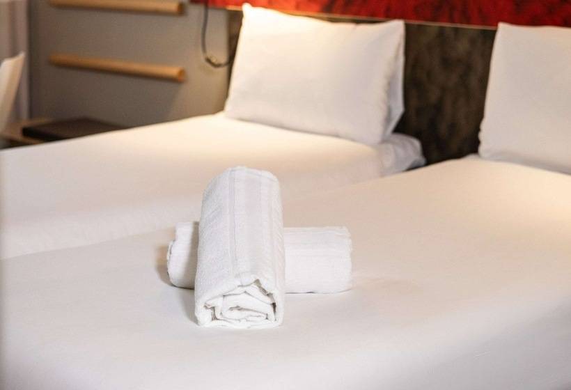 Номер Стандарт, Ibis London City  Shoreditch