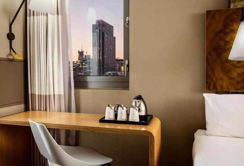 اتاق استاندارد سه نفره, Ibis London City  Shoreditch