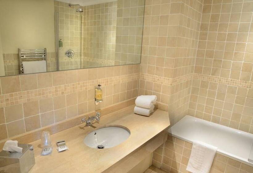 חדר אקזקיוטיב, Inglewood Manor