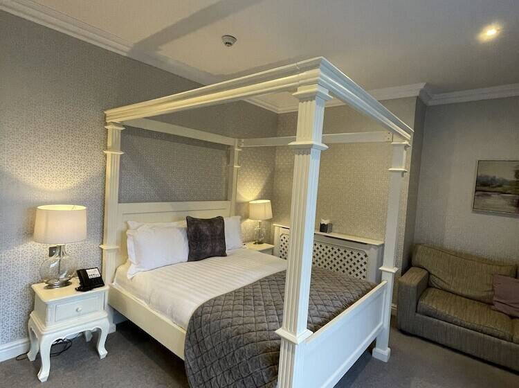 חדר אקזקיוטיב, Inglewood Manor