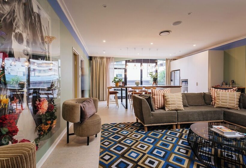 جناح, Laneways By Ovolo