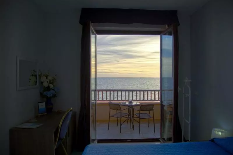 スイート, Lindian Village All Inclusive Resort Rhodes, Curio Collection