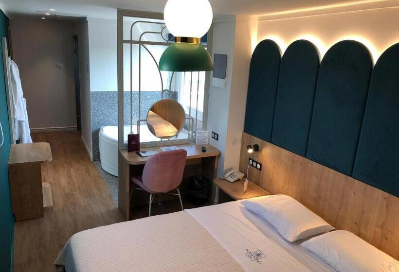 جناح مزود بجاكوزى, Mandrino