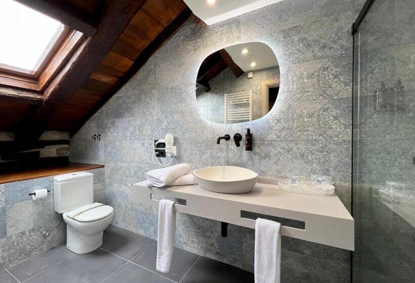 Люкс с гидромассажем, Akla Hotel Palacio Torre De Ruesga